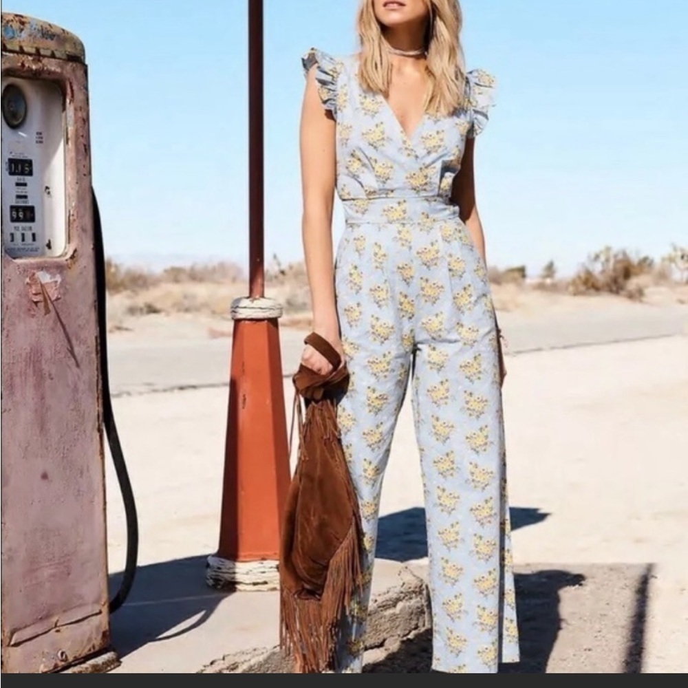 Happy X Nature SZ 14, blue floral jumpsuit .